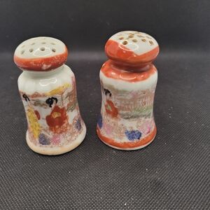 Vintage Occupied Japan Geisha Salt & Pepper Shakers Hand Painted Porcelain Set